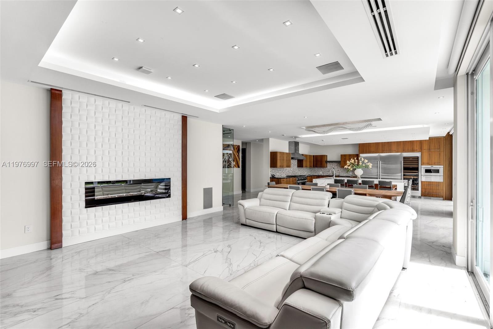 6300 SW 126th St Pinecrest, FL 33156