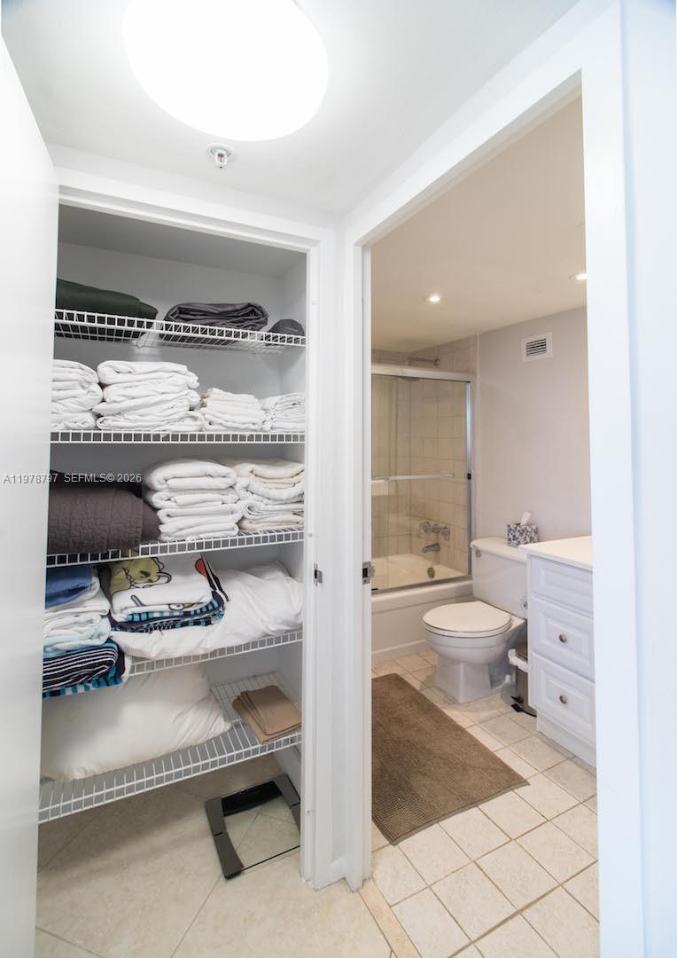 9195 Collins Ave #711 Surfside, FL 33154