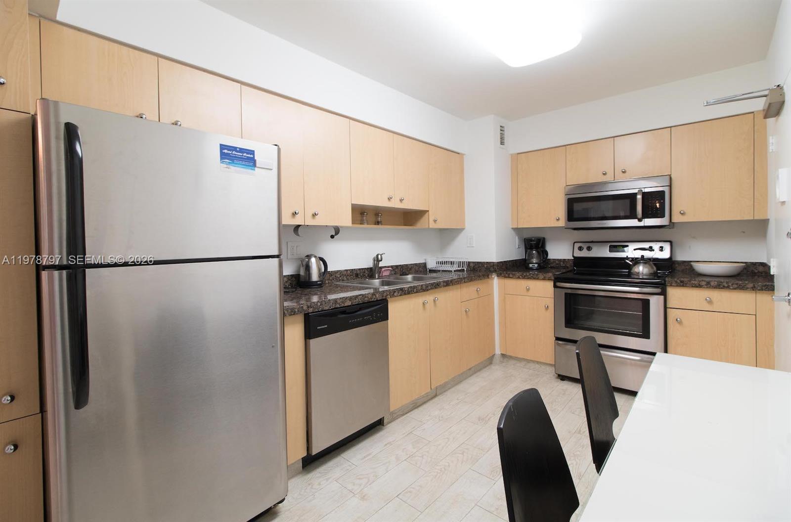 9195 Collins Ave #711 Surfside, FL 33154