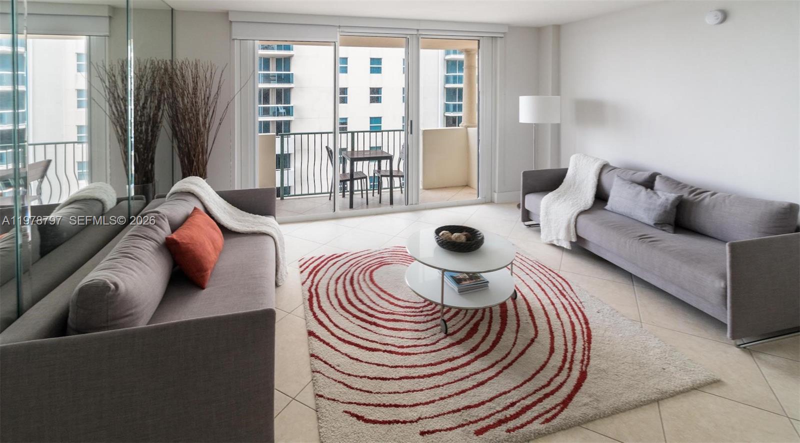 9195 Collins Ave #711 Surfside, FL 33154