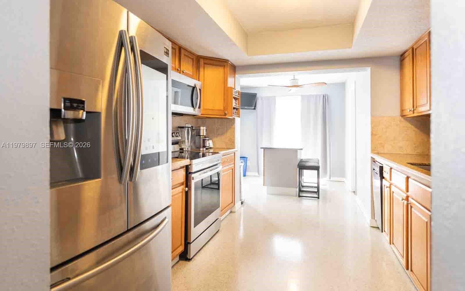 6680 NW 24th Pl Sunrise, FL 33313