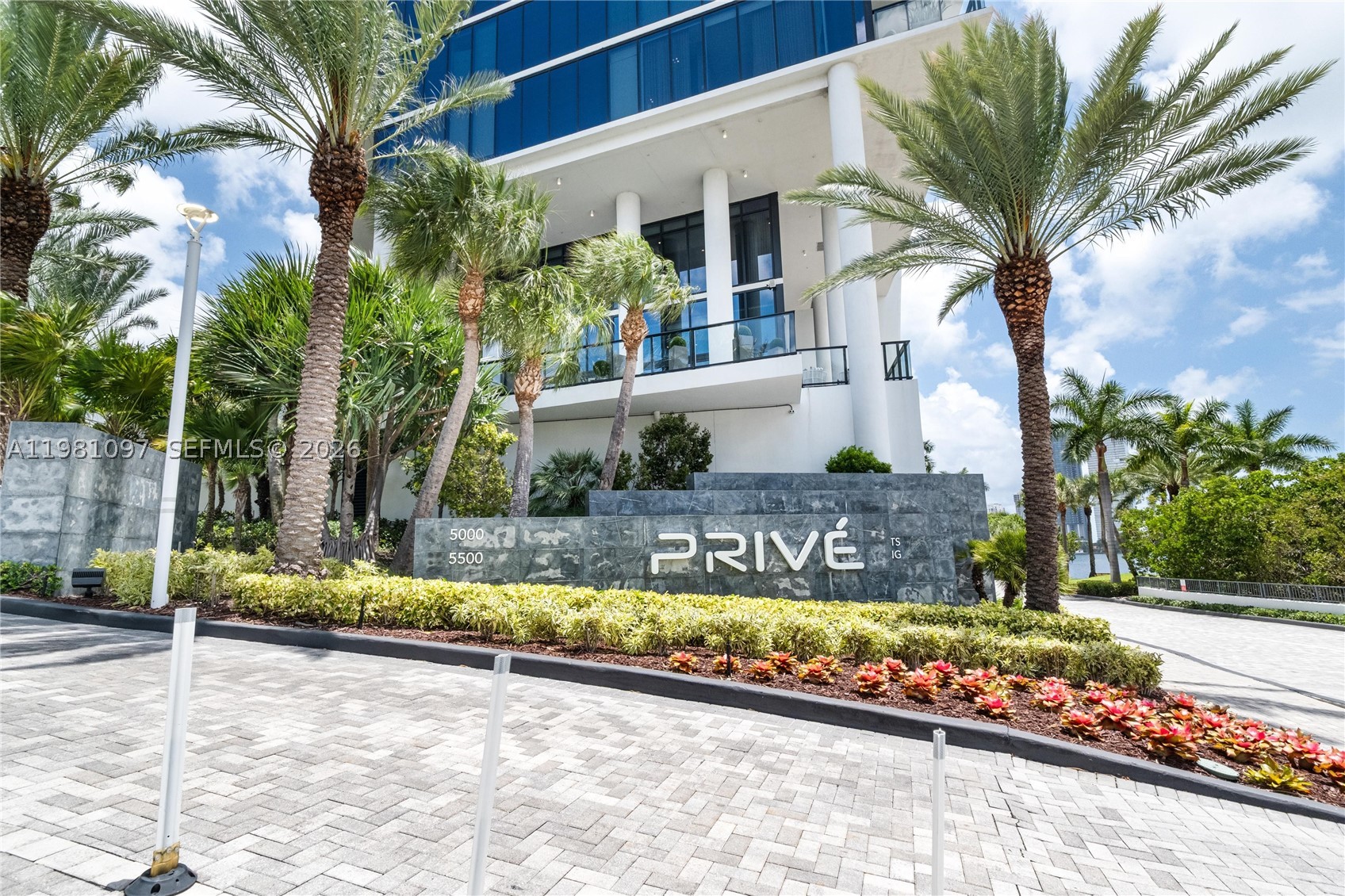 image Prive63