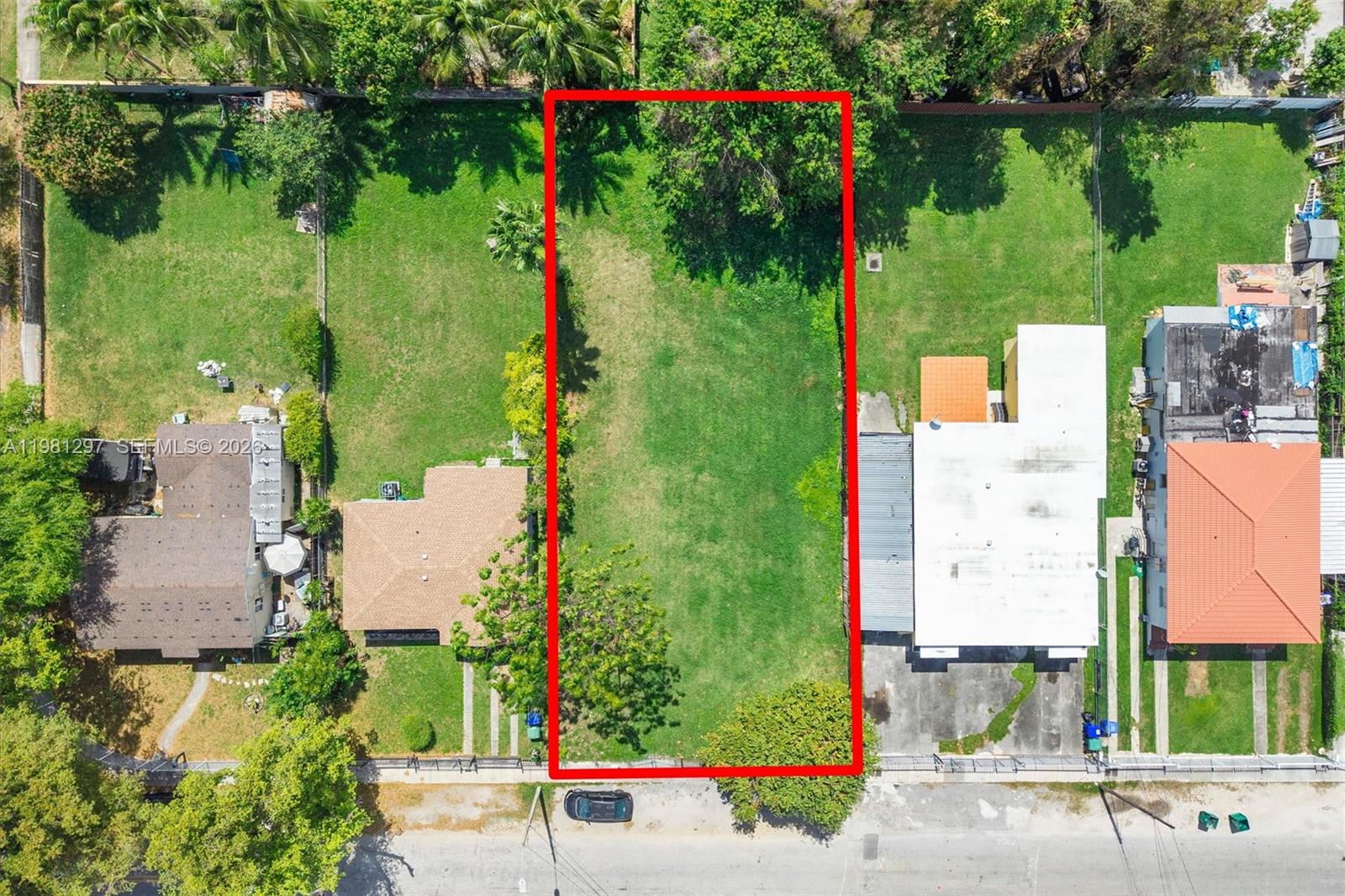 1922 NW 33rd St Miami, FL 33142