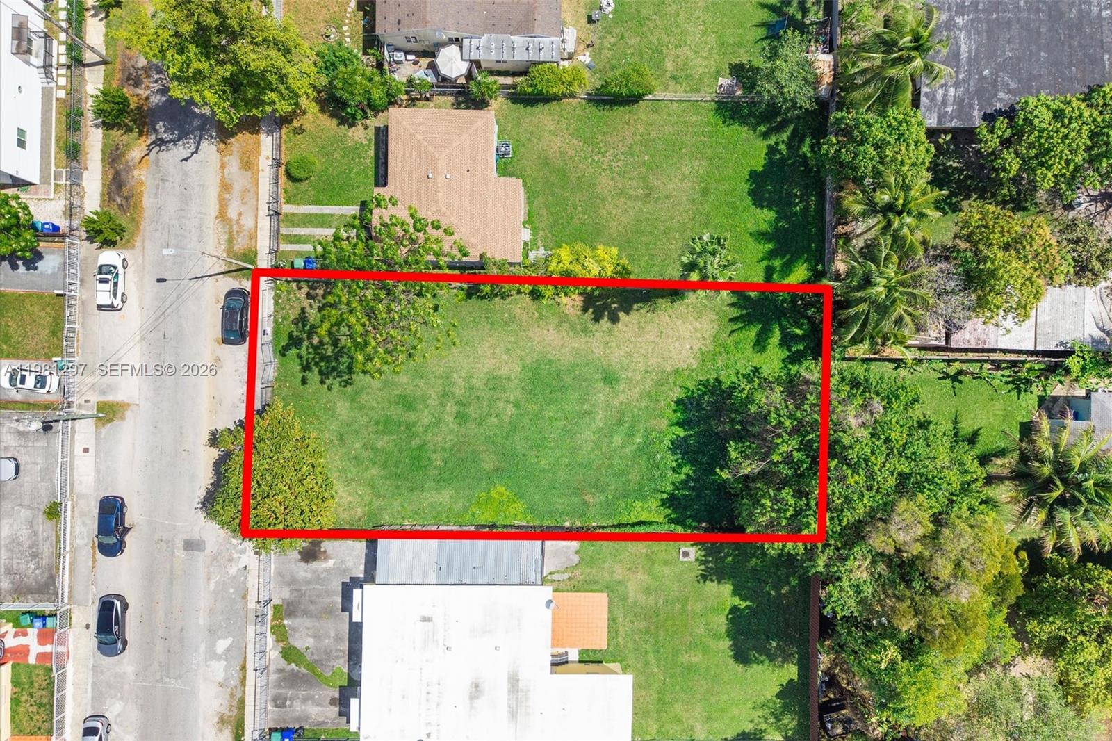 1922 NW 33rd St Miami, FL 33142