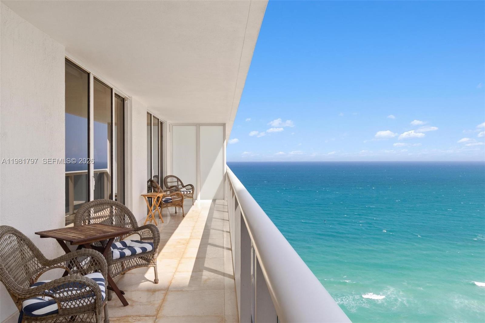 1830 S Ocean Dr #2904