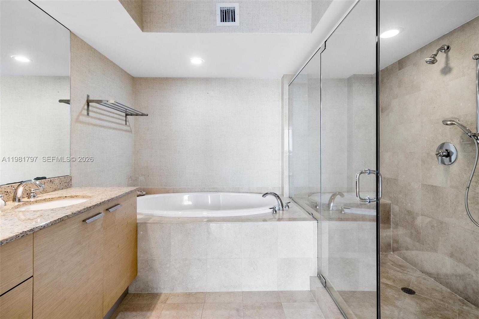 image Beach Club 213