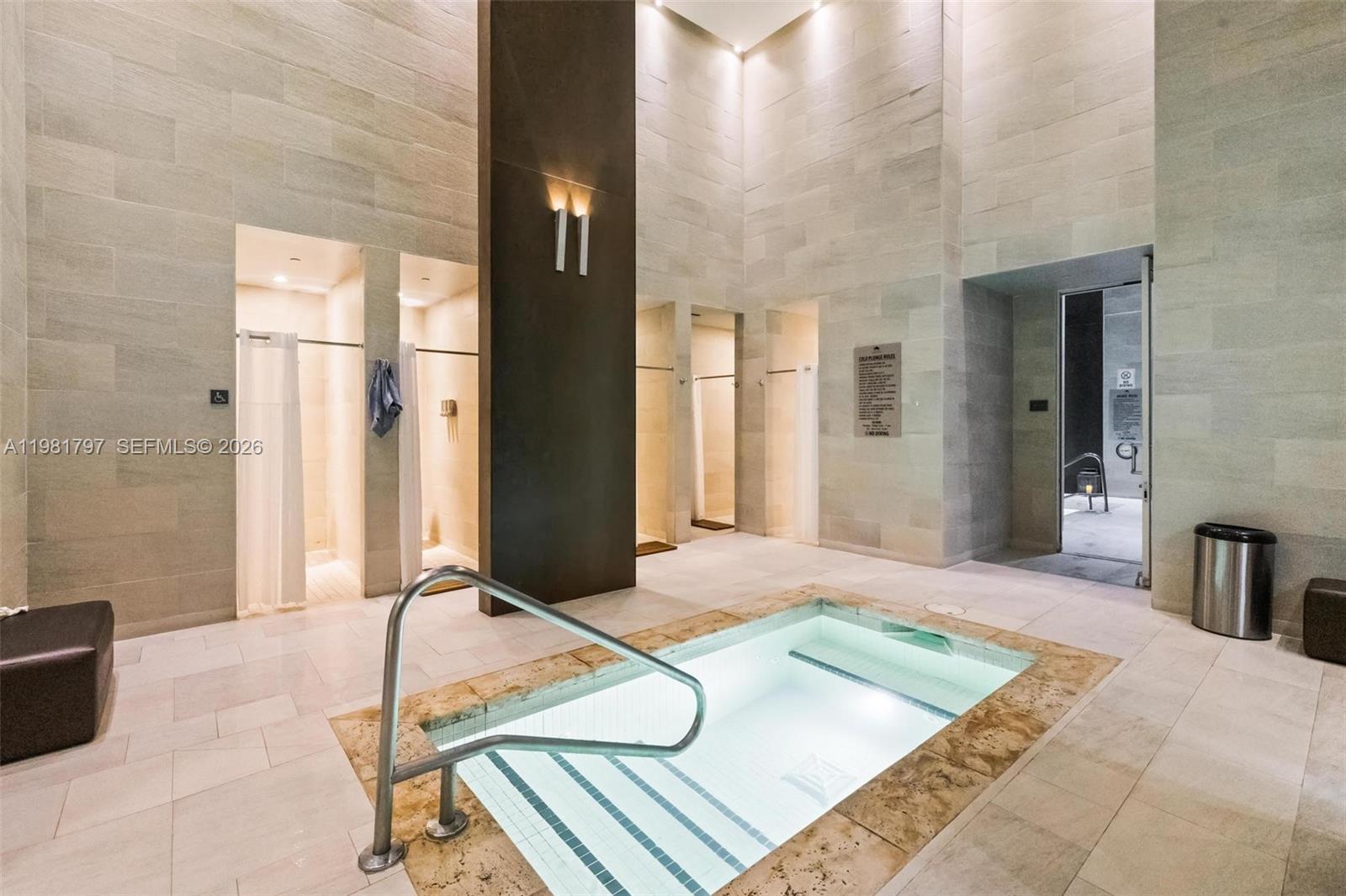 image Beach Club 234