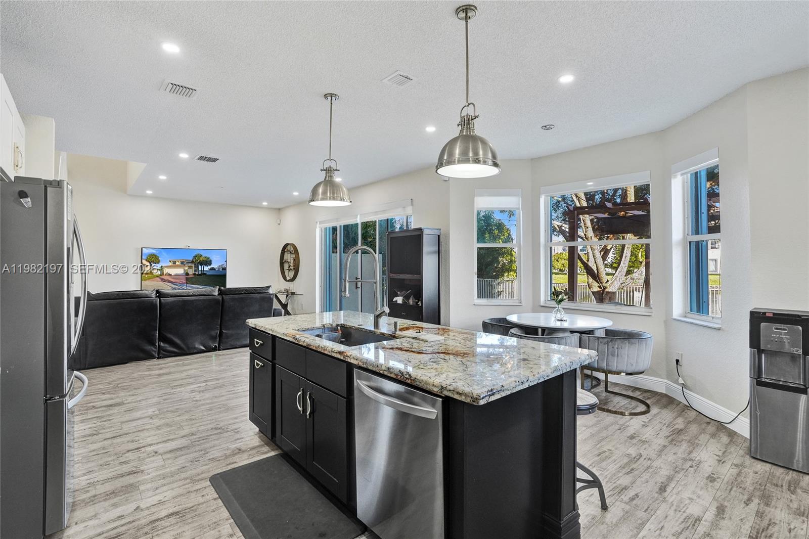 2163 NW 157th Ln Pembroke Pines, FL 33028