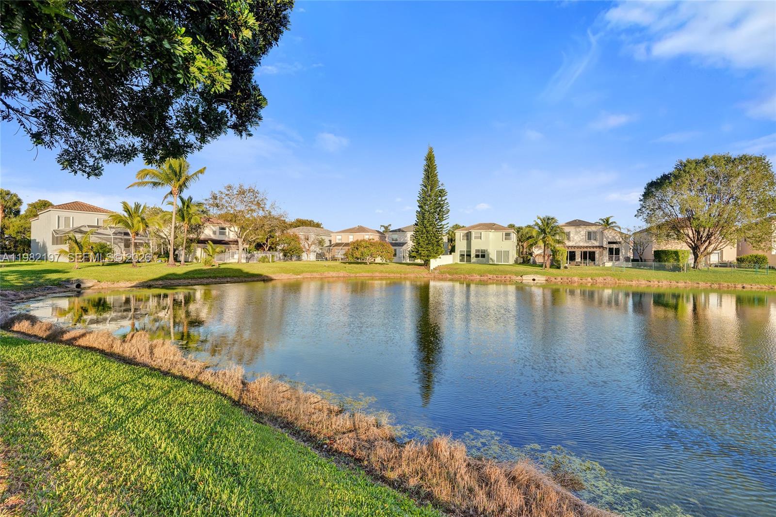 2163 NW 157th Ln Pembroke Pines, FL 33028