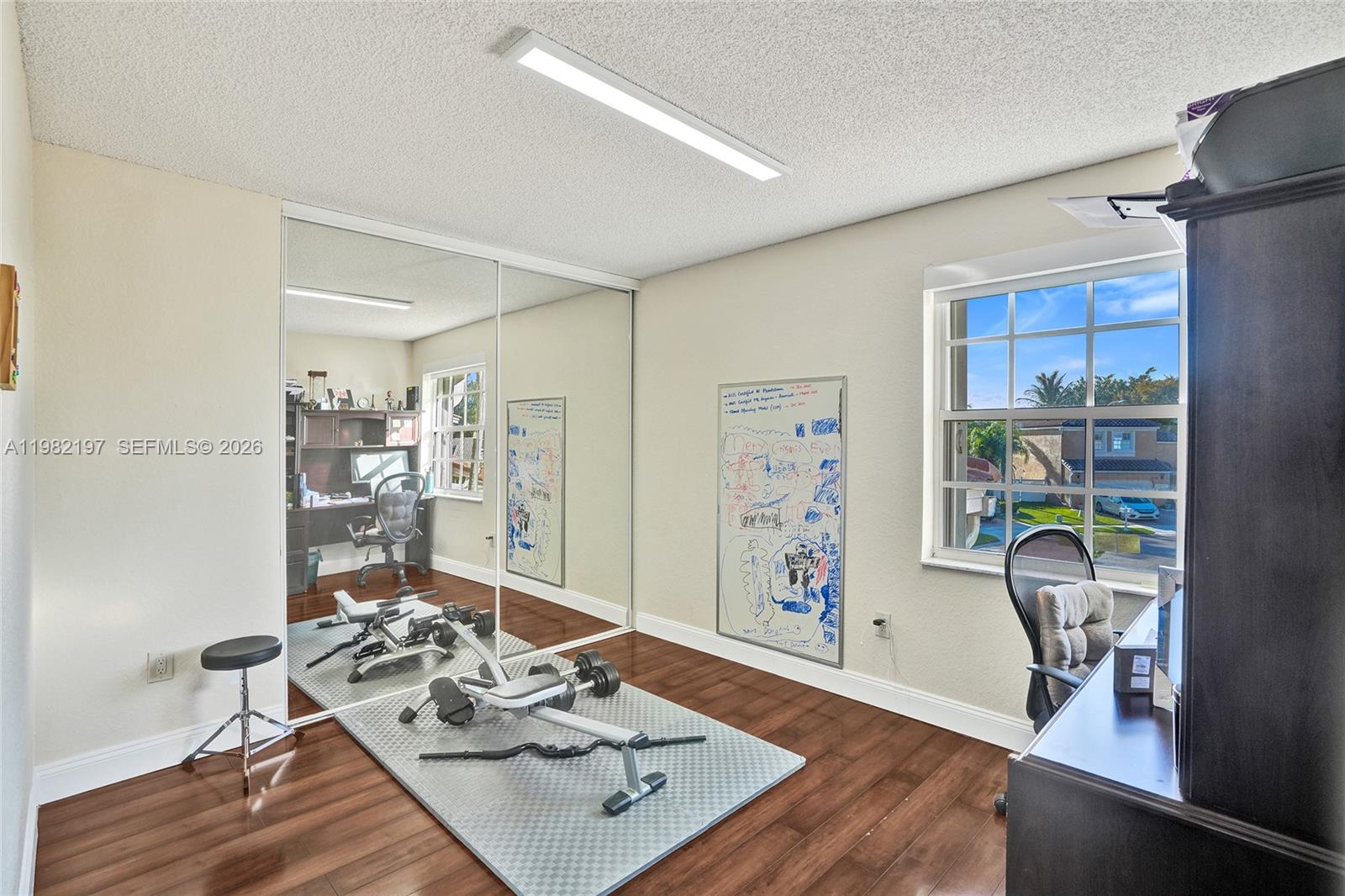 2163 NW 157th Ln Pembroke Pines, FL 33028