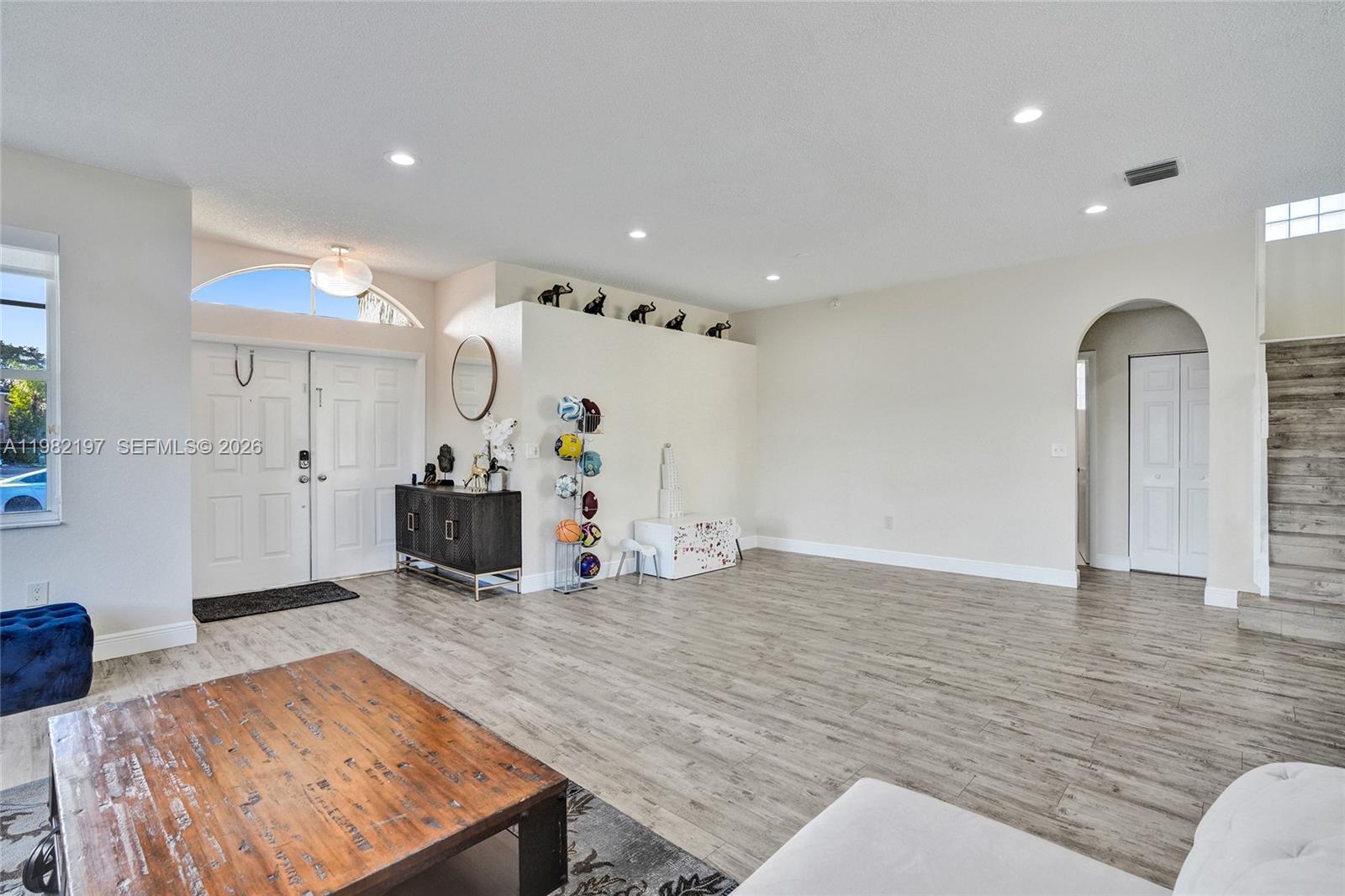 2163 NW 157th Ln Pembroke Pines, FL 33028