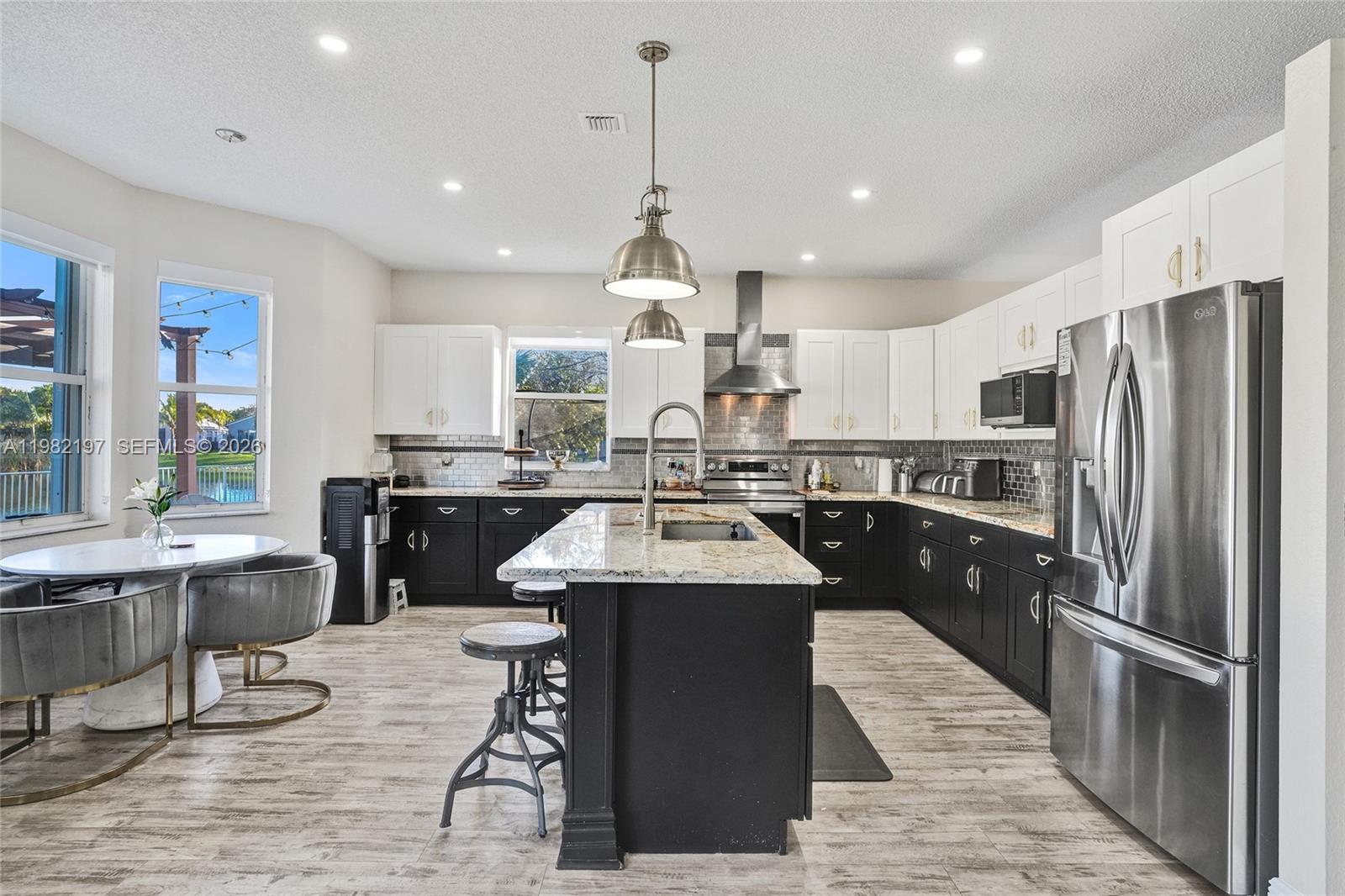 2163 NW 157th Ln Pembroke Pines, FL 33028