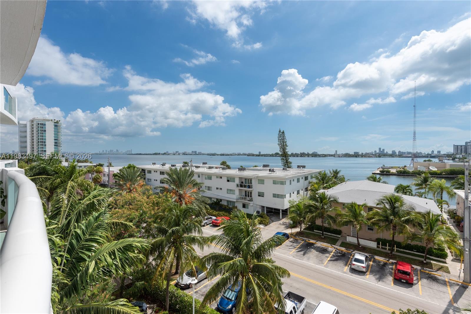 7910 Harbor Is Dr #502 North Bay Village, FL 33141