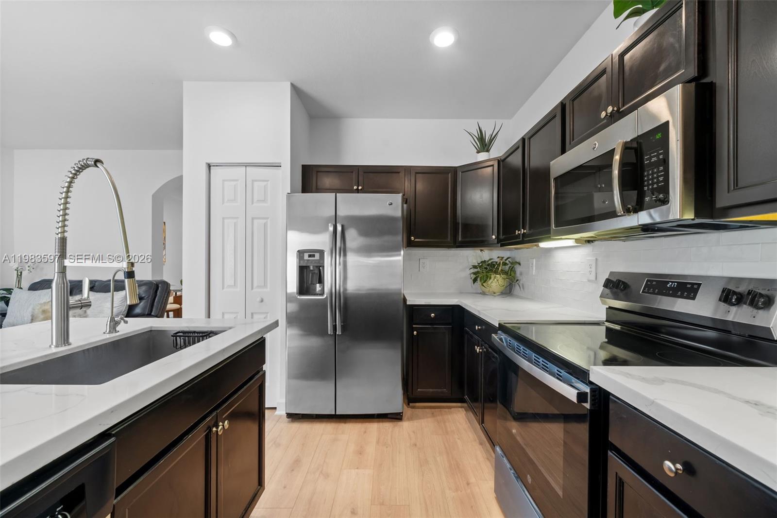 9380 W 33rd Ln Hialeah, FL 33018