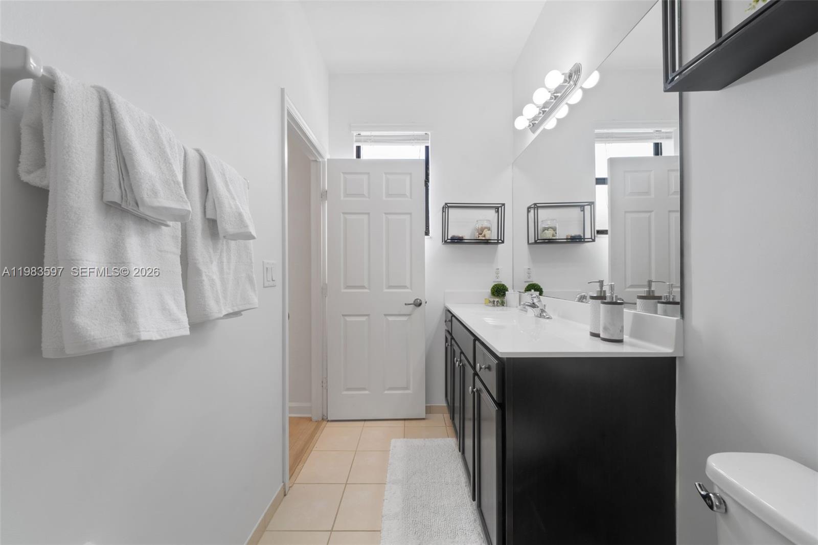 9380 W 33rd Ln Hialeah, FL 33018