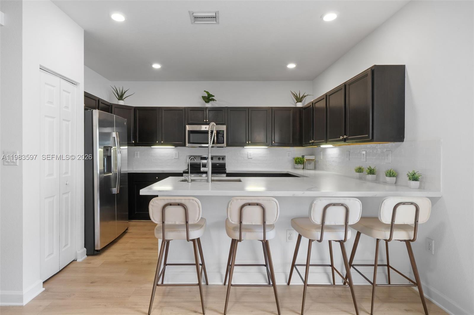 9380 W 33rd Ln Hialeah, FL 33018