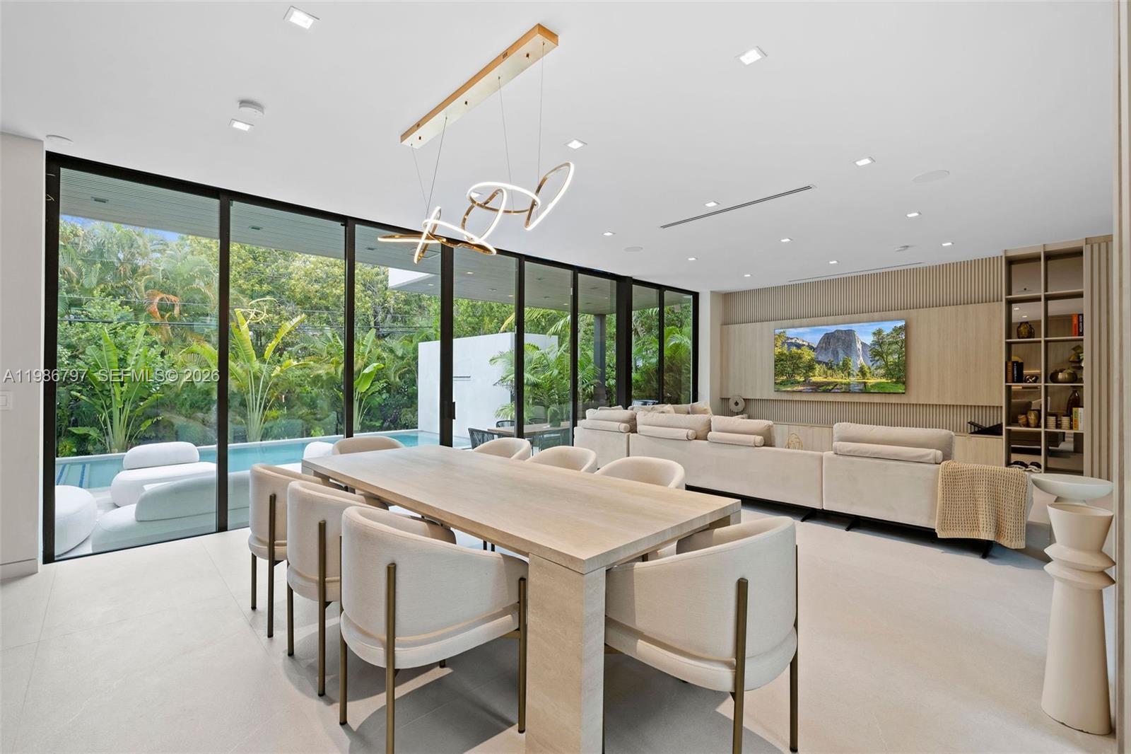 4534 Sheridan Ave Miami Beach, FL 33140