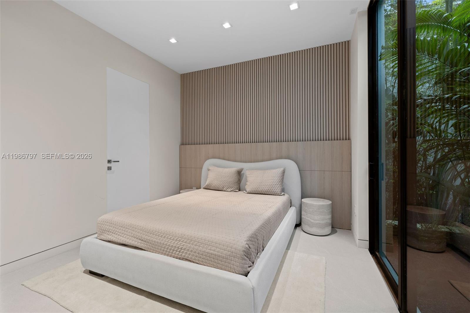 4534 Sheridan Ave Miami Beach, FL 33140