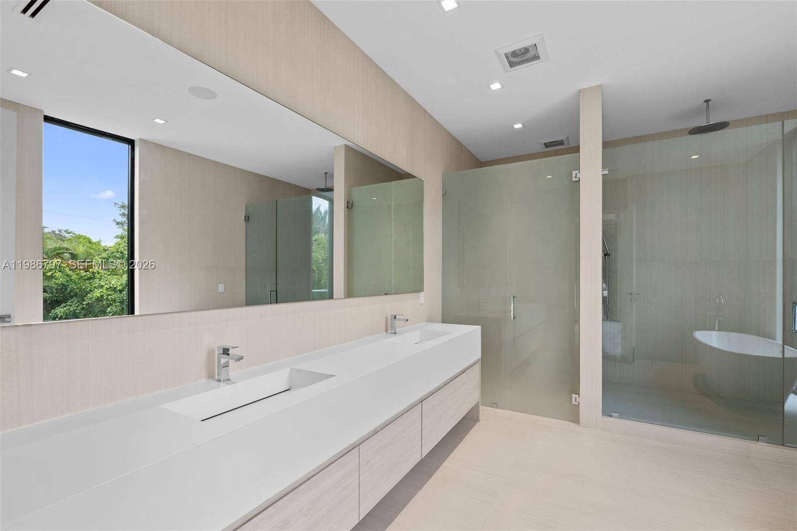 4534 Sheridan Ave Miami Beach, FL 33140