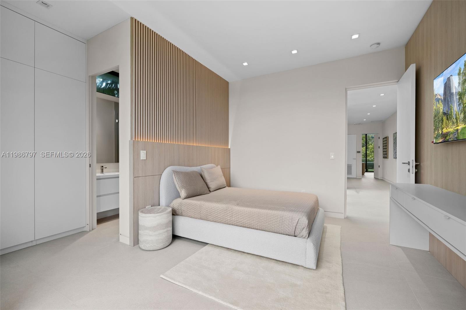 4534 Sheridan Ave Miami Beach, FL 33140