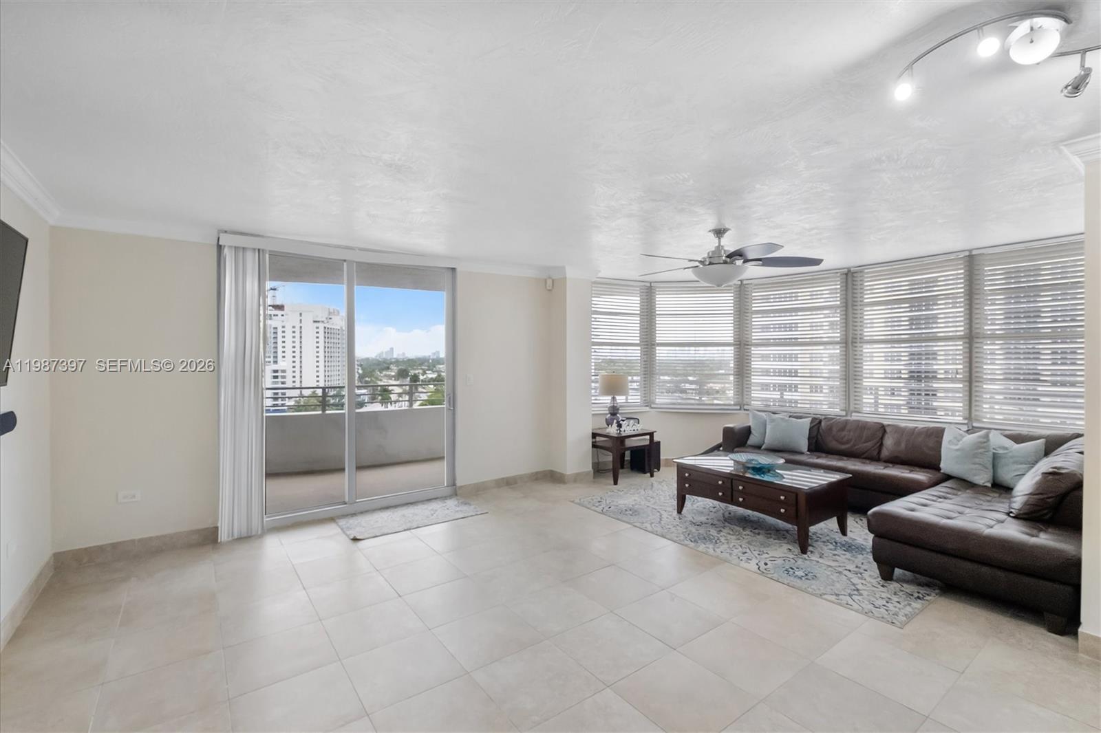 5555 Collins Ave #11A Miami Beach, FL 33140