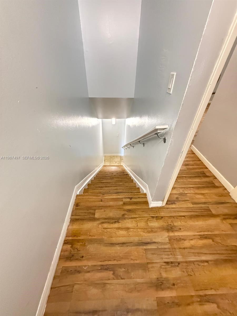 6045 NW 186th St #115 Hialeah, FL 33015