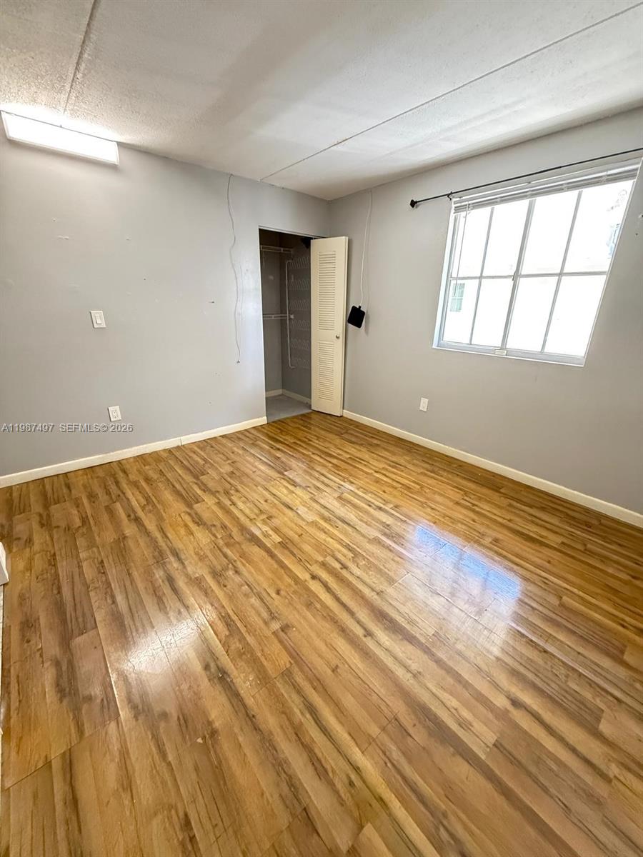 6045 NW 186th St #115 Hialeah, FL 33015