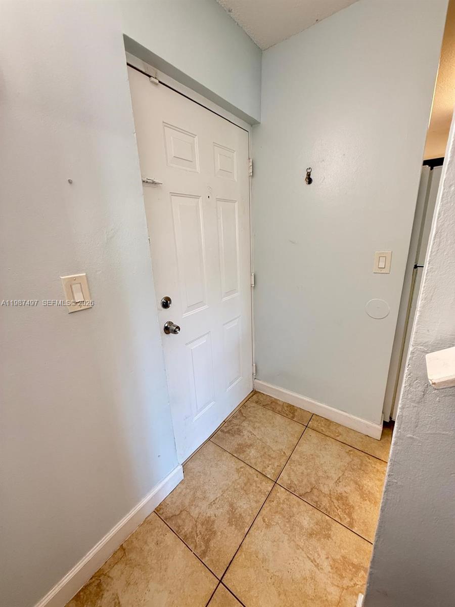 6045 NW 186th St #115 Hialeah, FL 33015