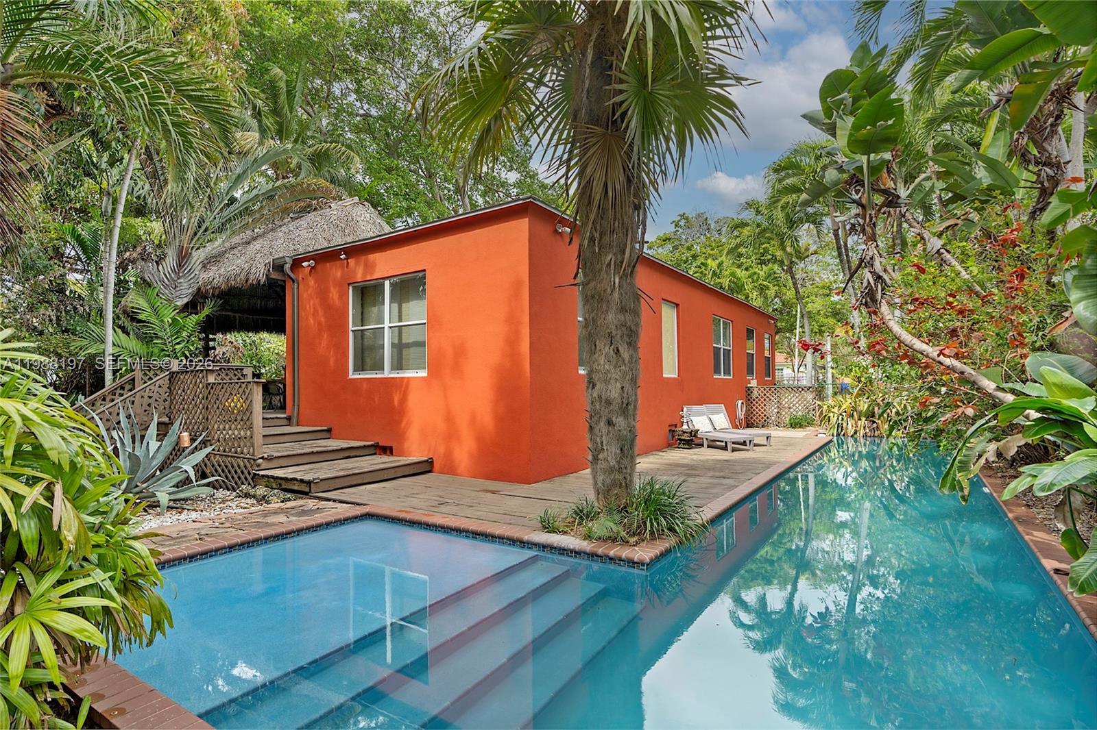 120 SW 24th Rd Miami, FL 33129