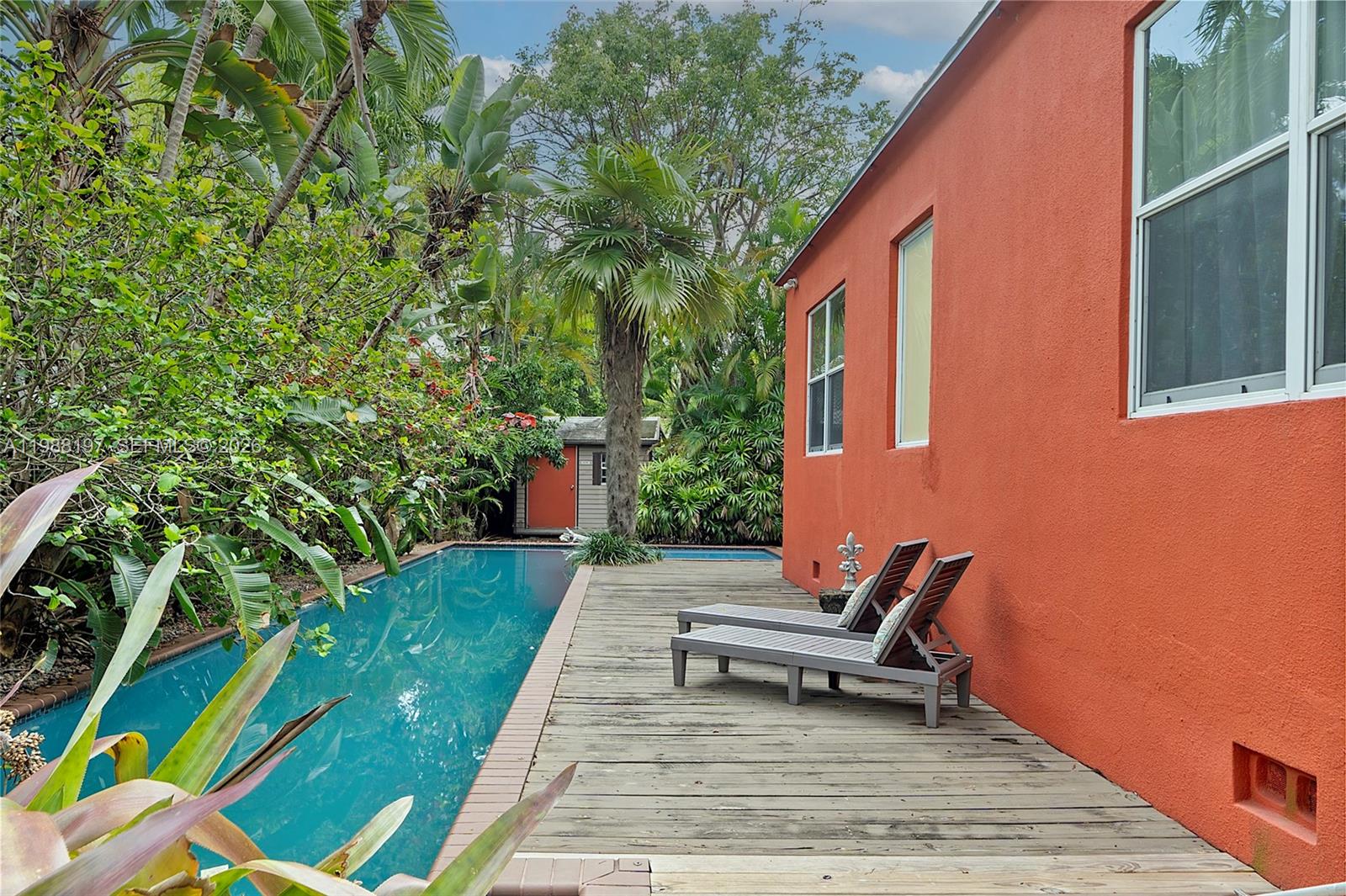 120 SW 24th Rd Miami, FL 33129