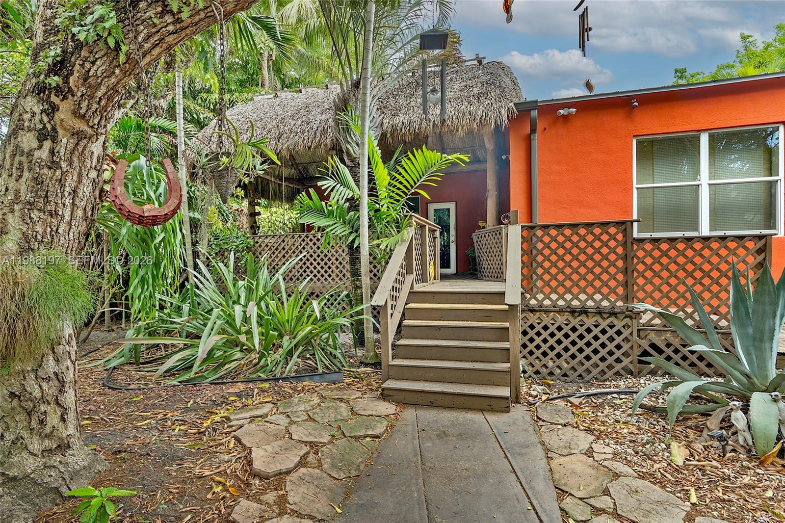 120 SW 24th Rd Miami, FL 33129