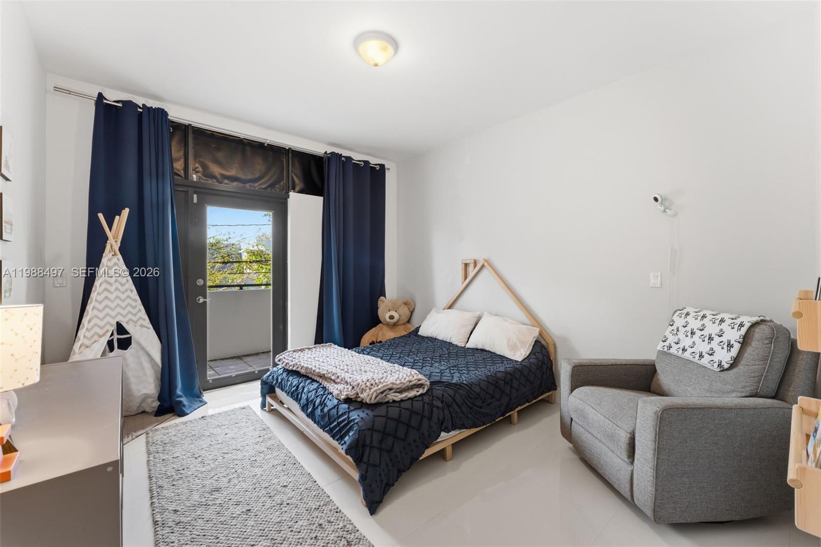 3407 Day Ave #3407 Miami, FL 33133