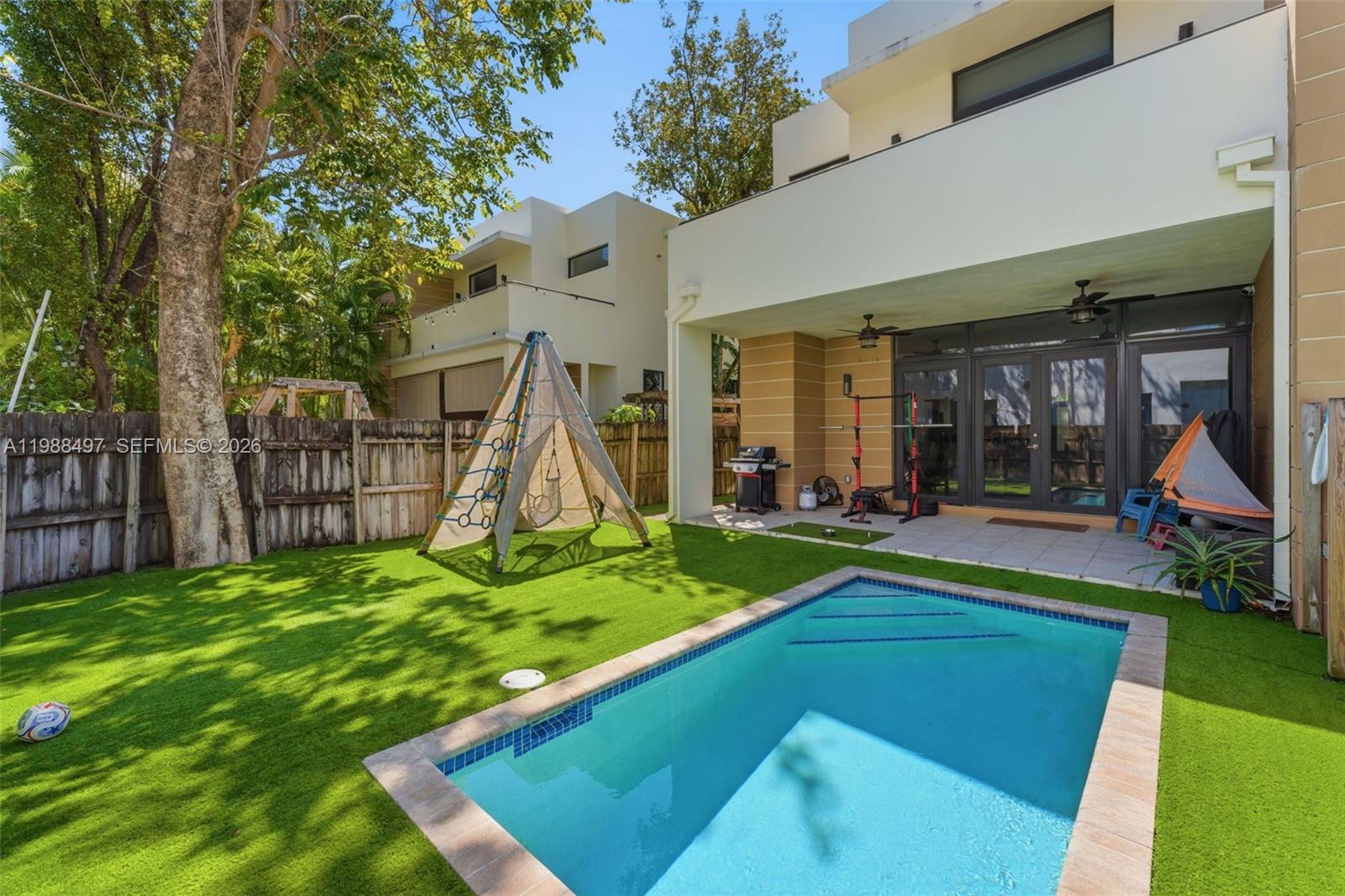 3407 Day Ave #3407 Miami, FL 33133