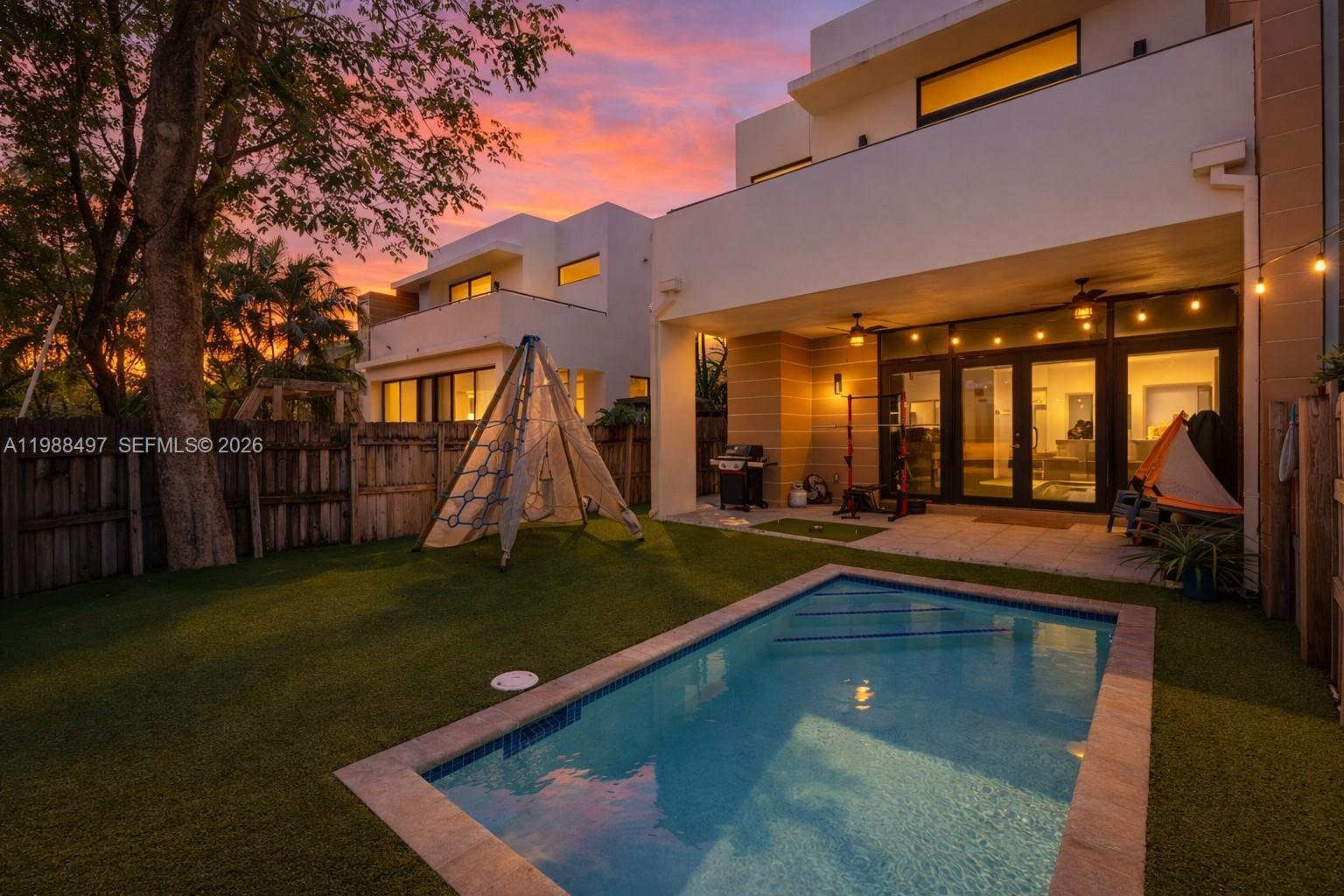 3407 Day Ave #3407 Miami, FL 33133