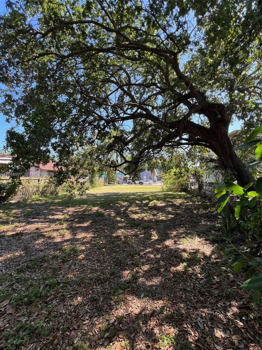 267 NW 31st St Miami, FL 33127