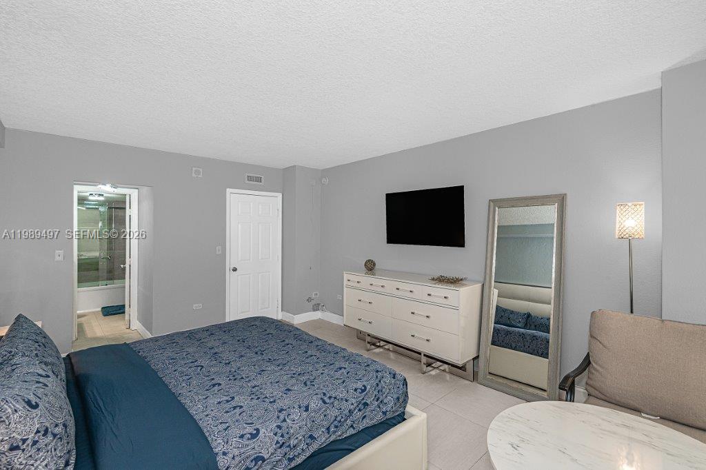 1500 Bay Rd #128S Miami Beach, FL 33139