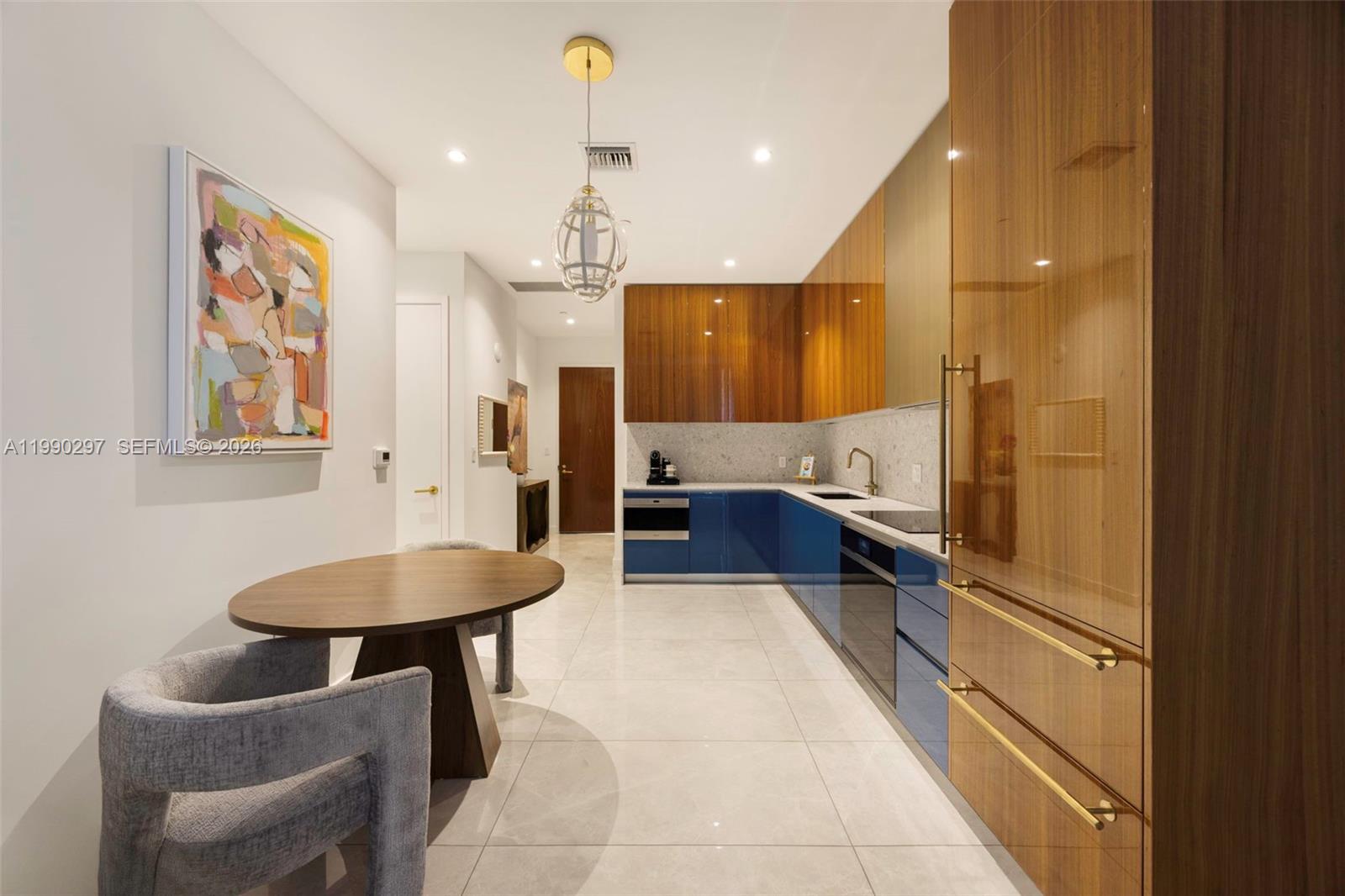 2655 S Bayshore Dr #1505 Coconut Grove, FL 33133