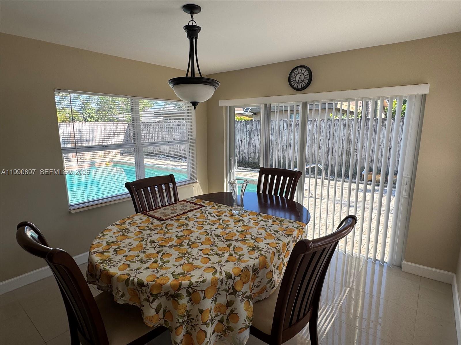 1460 NE 30th Ct Pompano Beach, FL 33064