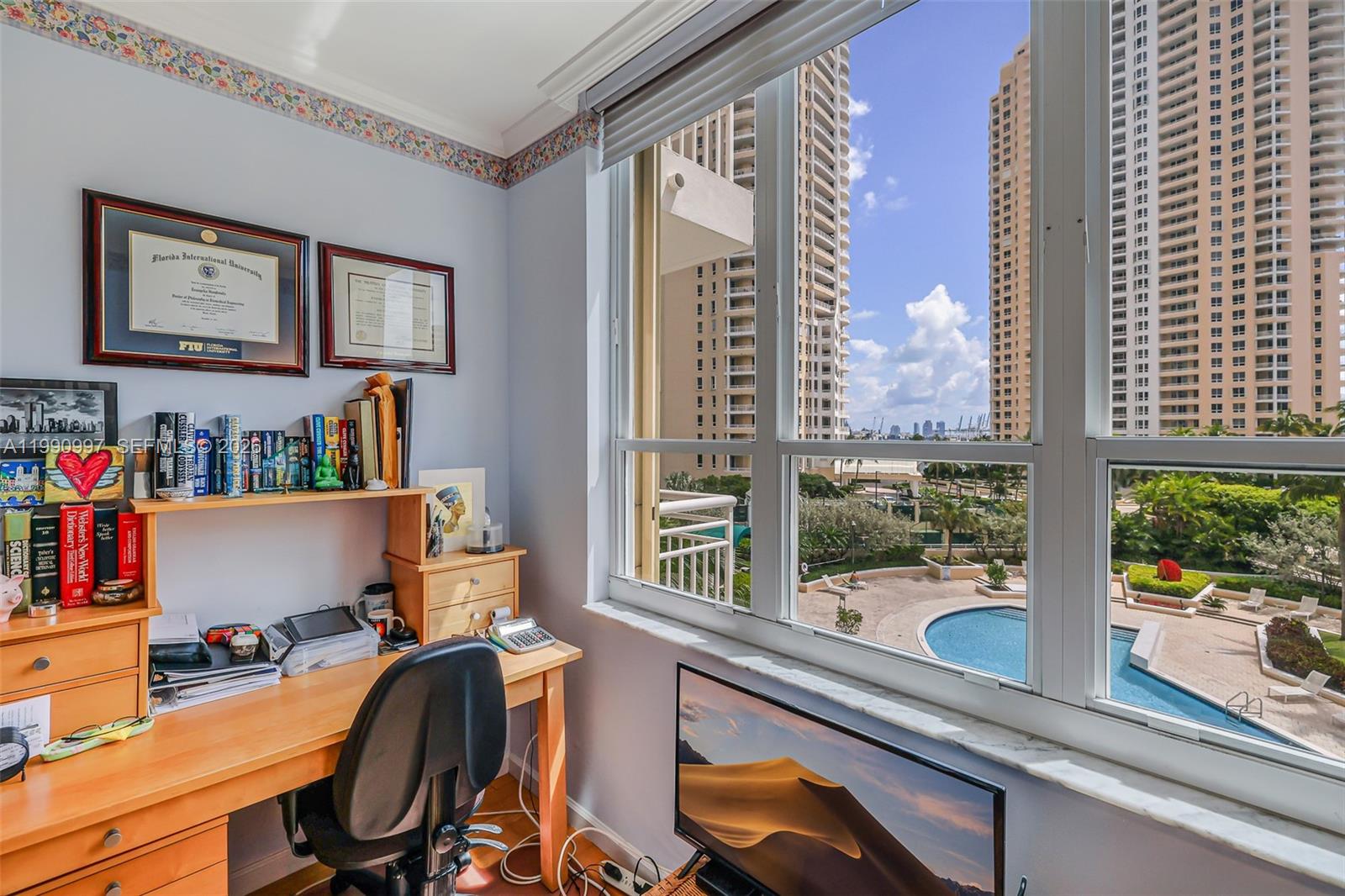 888 Brickell Key Dr #807 Miami, FL 33131