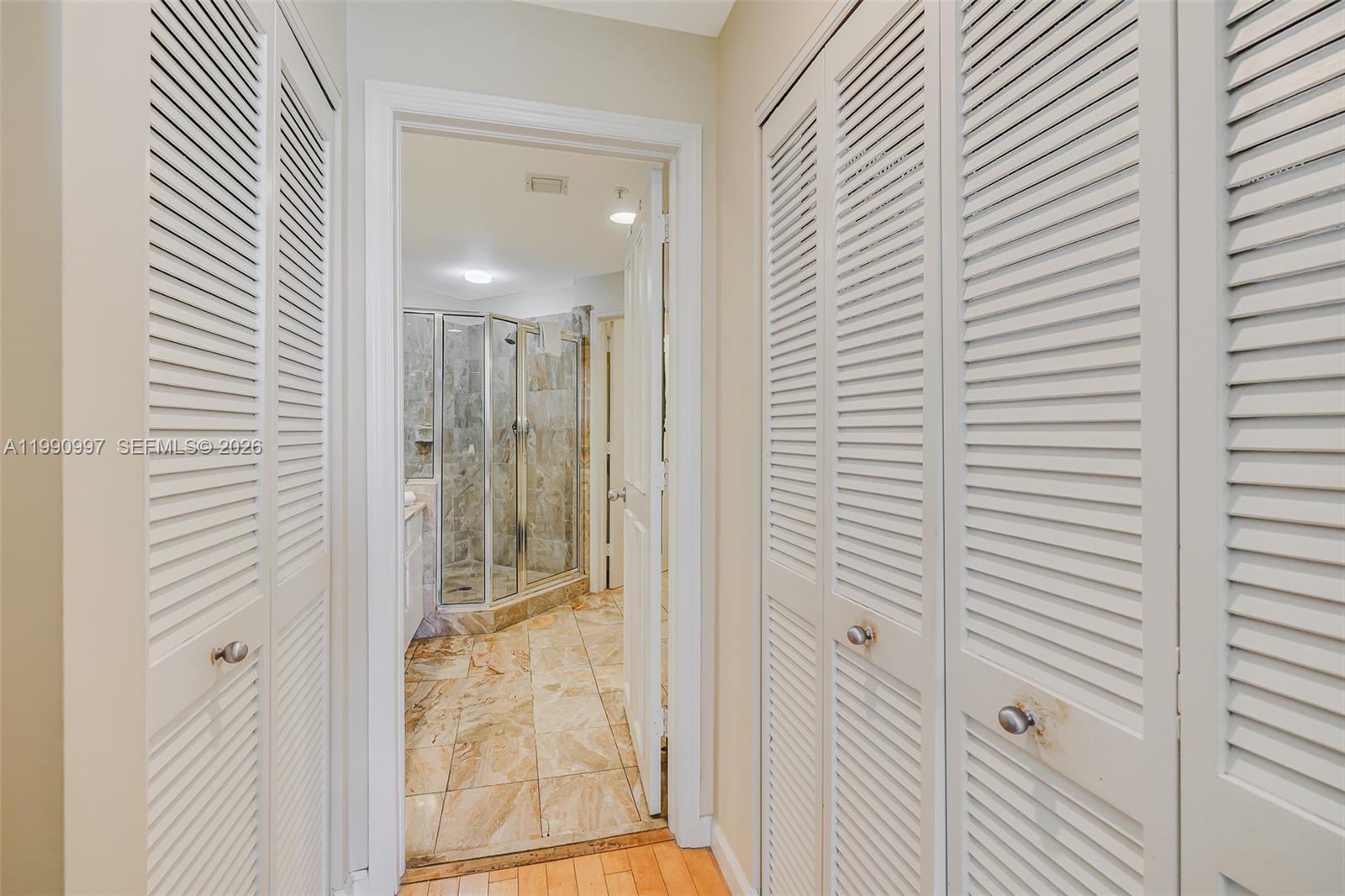 888 Brickell Key Dr #807 Miami, FL 33131