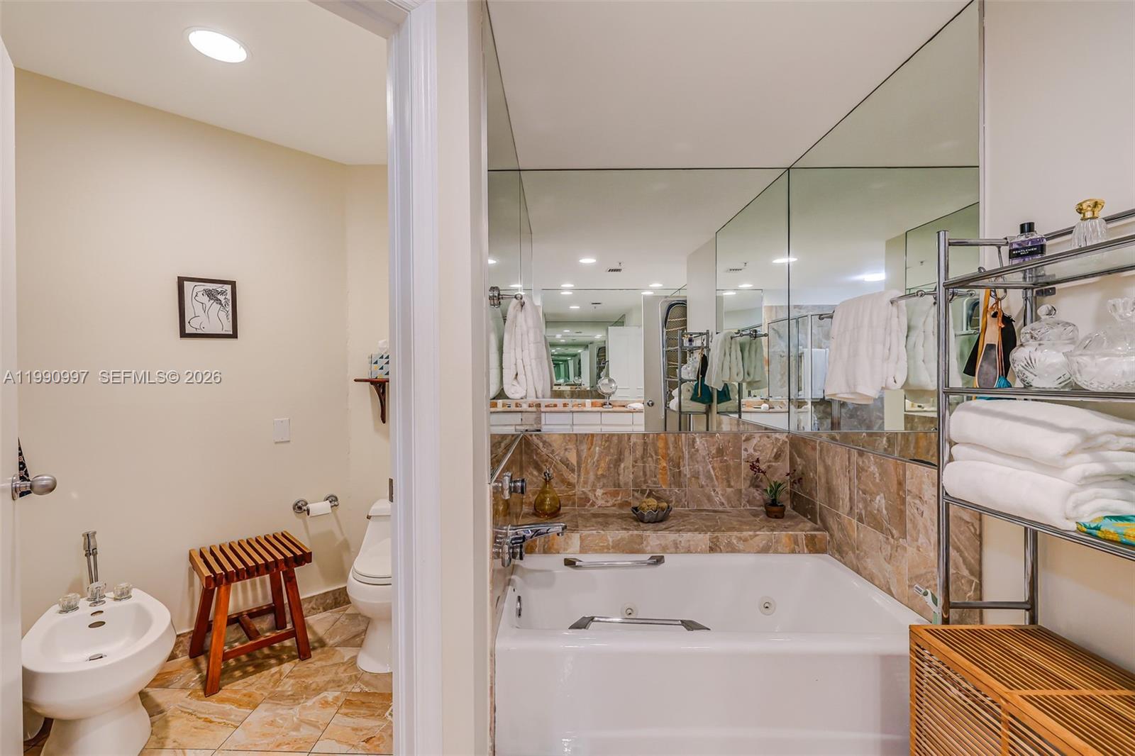 888 Brickell Key Dr #807 Miami, FL 33131