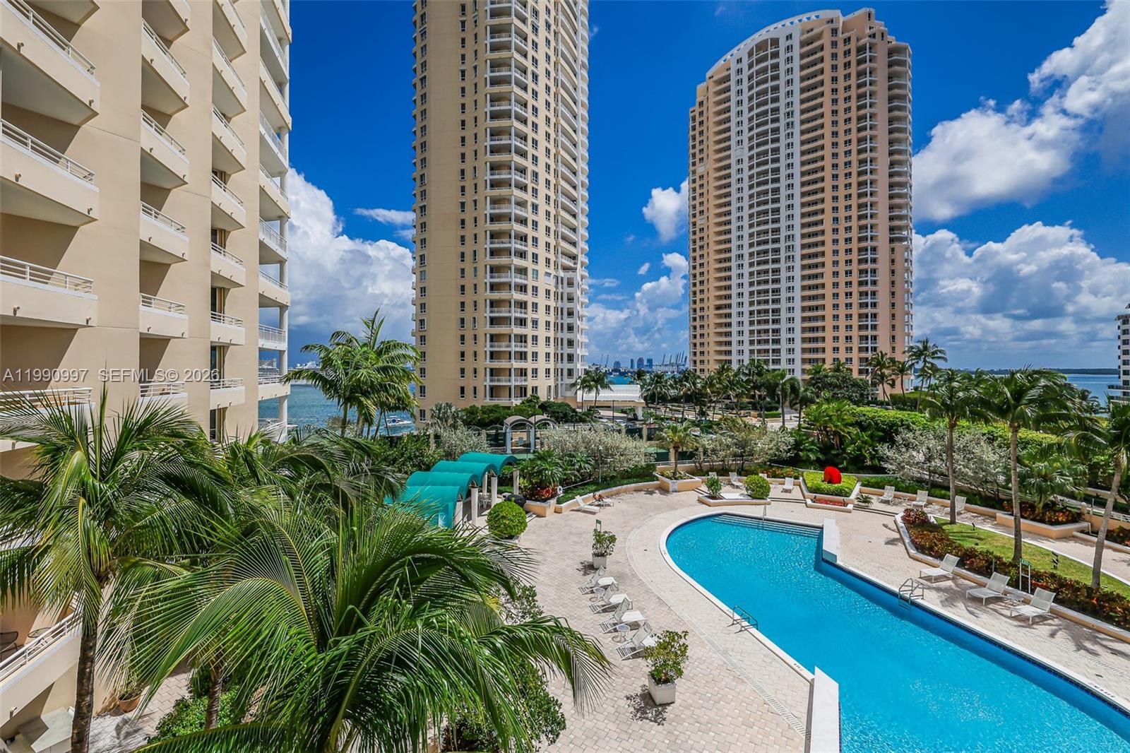 888 Brickell Key Dr #807 Miami, FL 33131