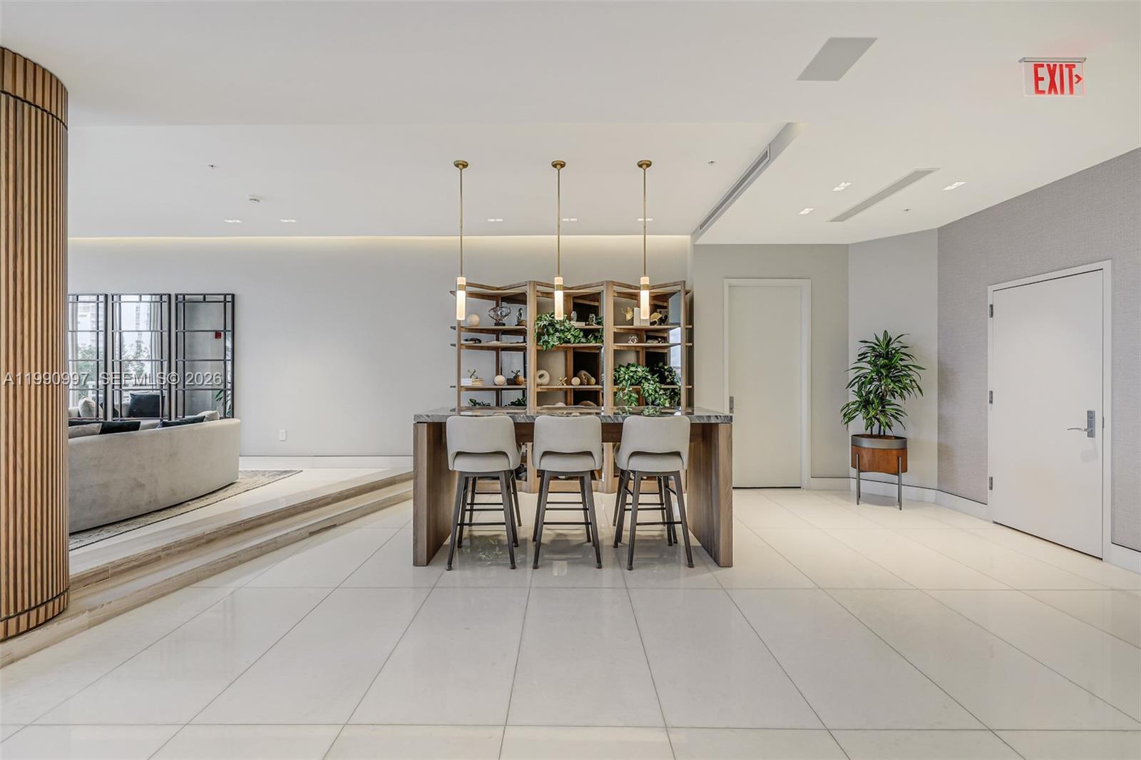 888 Brickell Key Dr #807 Miami, FL 33131