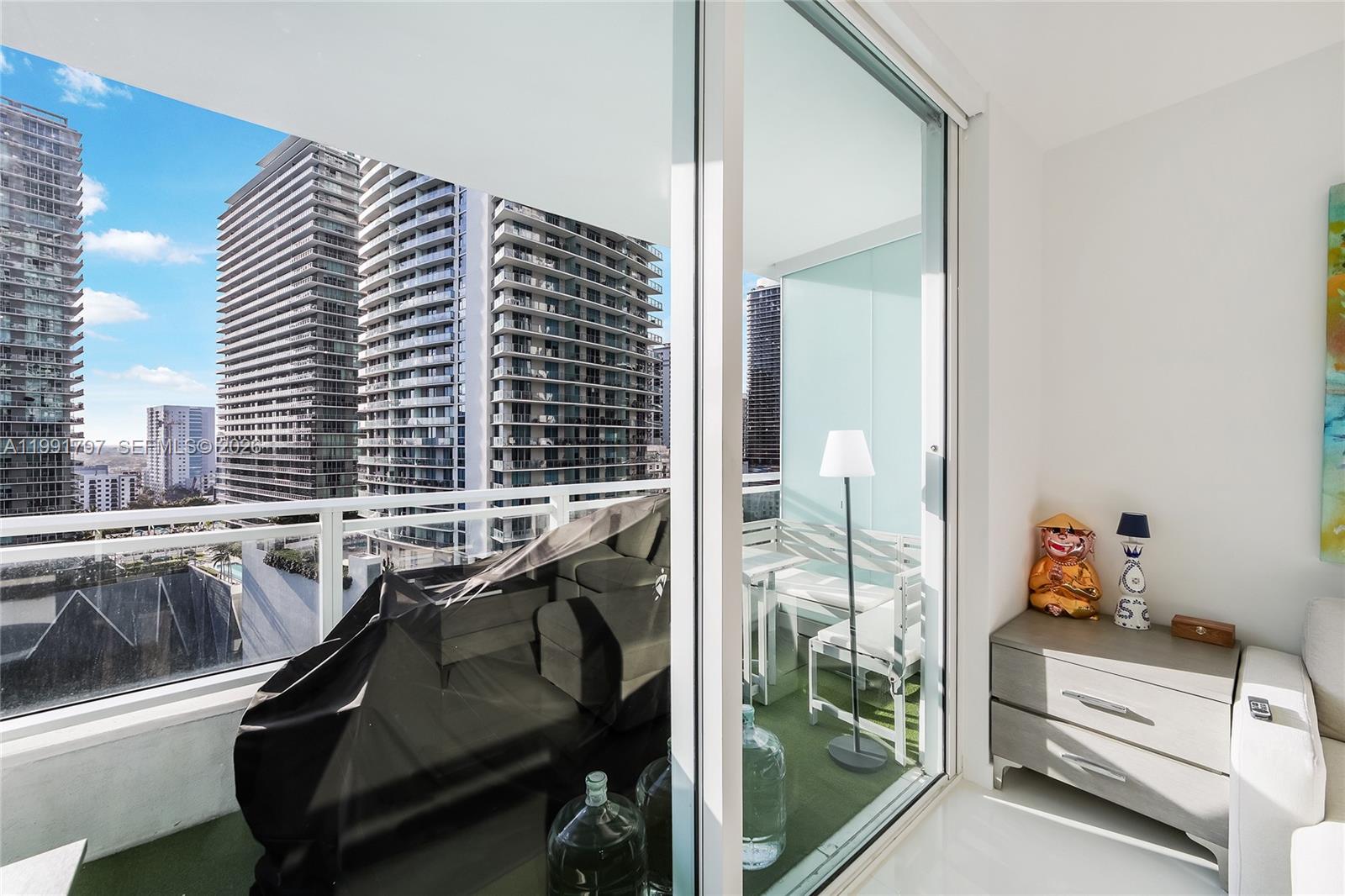1080 Brickell Ave #1603 Miami, FL 33131