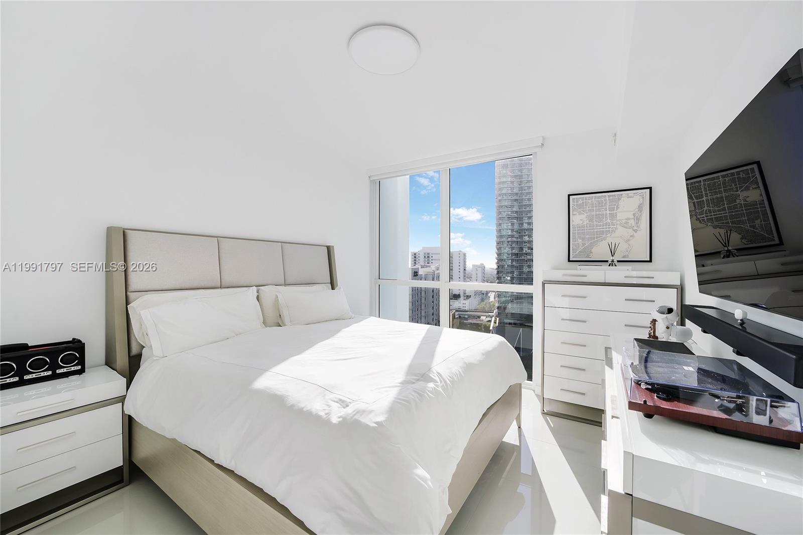 1080 Brickell Ave #1603 Miami, FL 33131