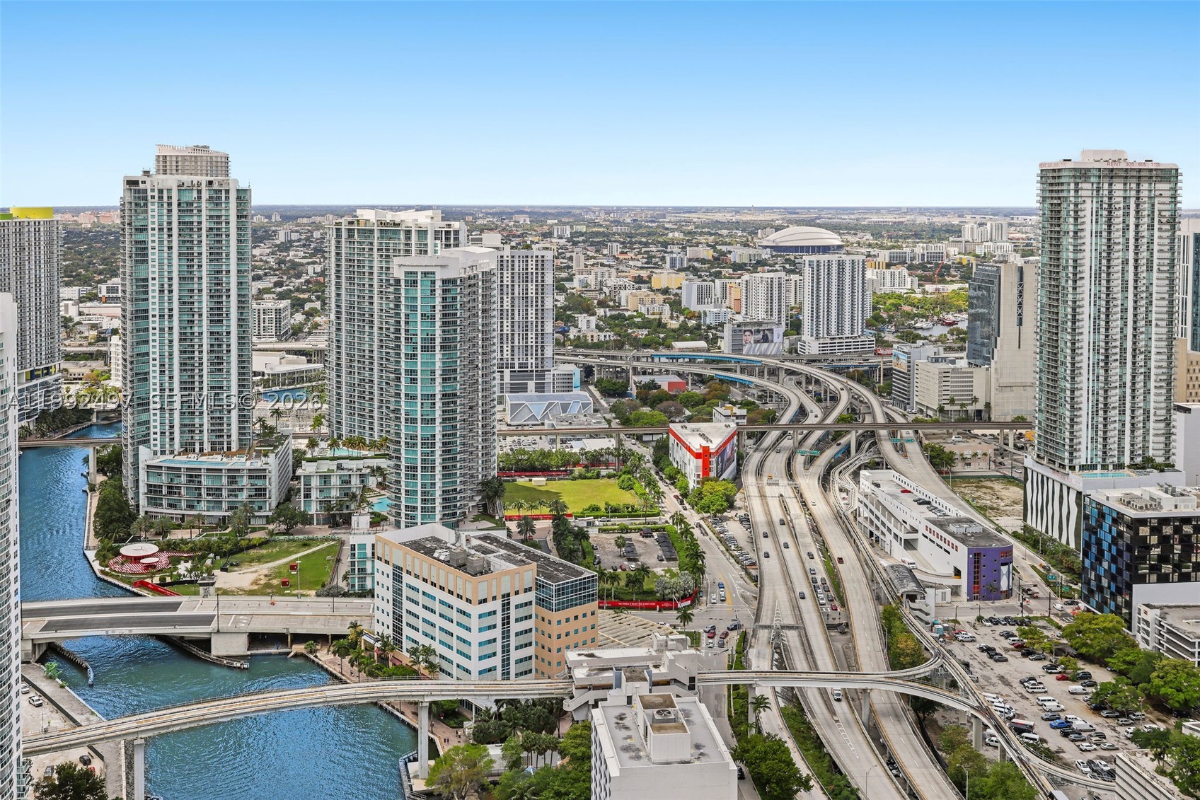 image Epic Residences54