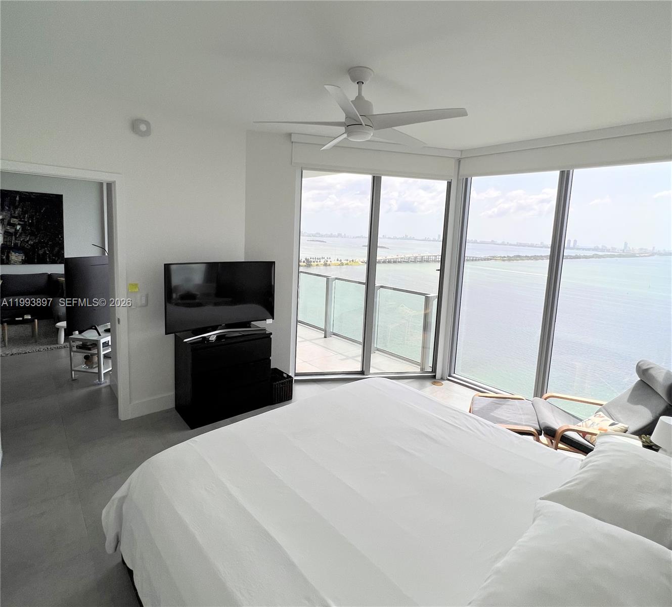 image Biscayne Beach4