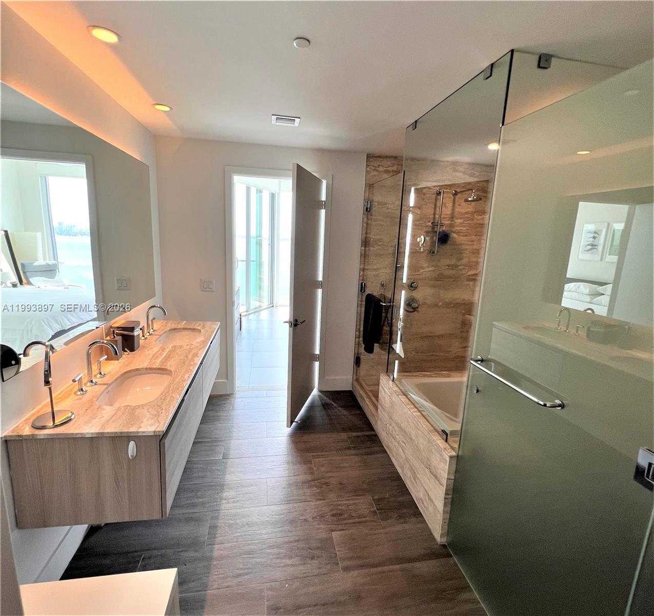 image Biscayne Beach8