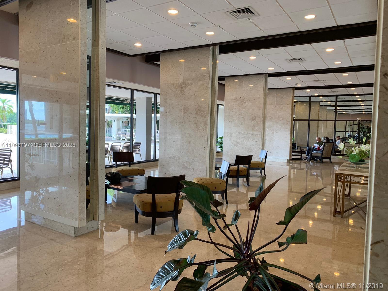 image Arlen House Condo16