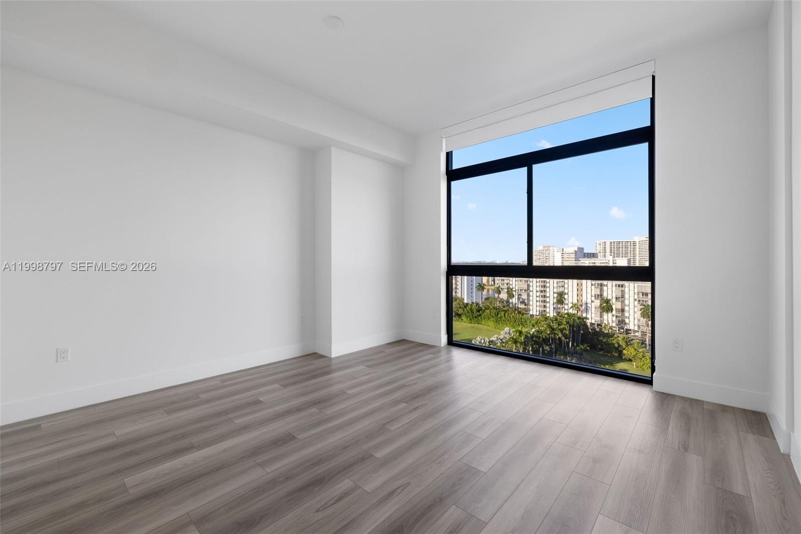 101 Diplomat Pkwy #1002 Hallandale Beach, FL 33009